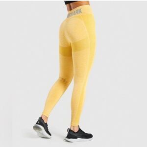 Gymshark Flex High-Waisted Legging in Yellow